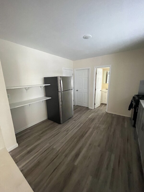 Photo - 2 Munsell St Unit 2