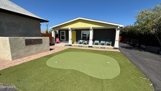 Photo - 706 E Whitton Ave