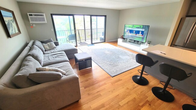 Photo - 235 Winthrop St Unit 4408