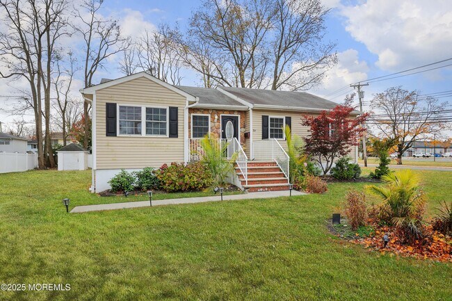 Photo - 58 Richardson Ave