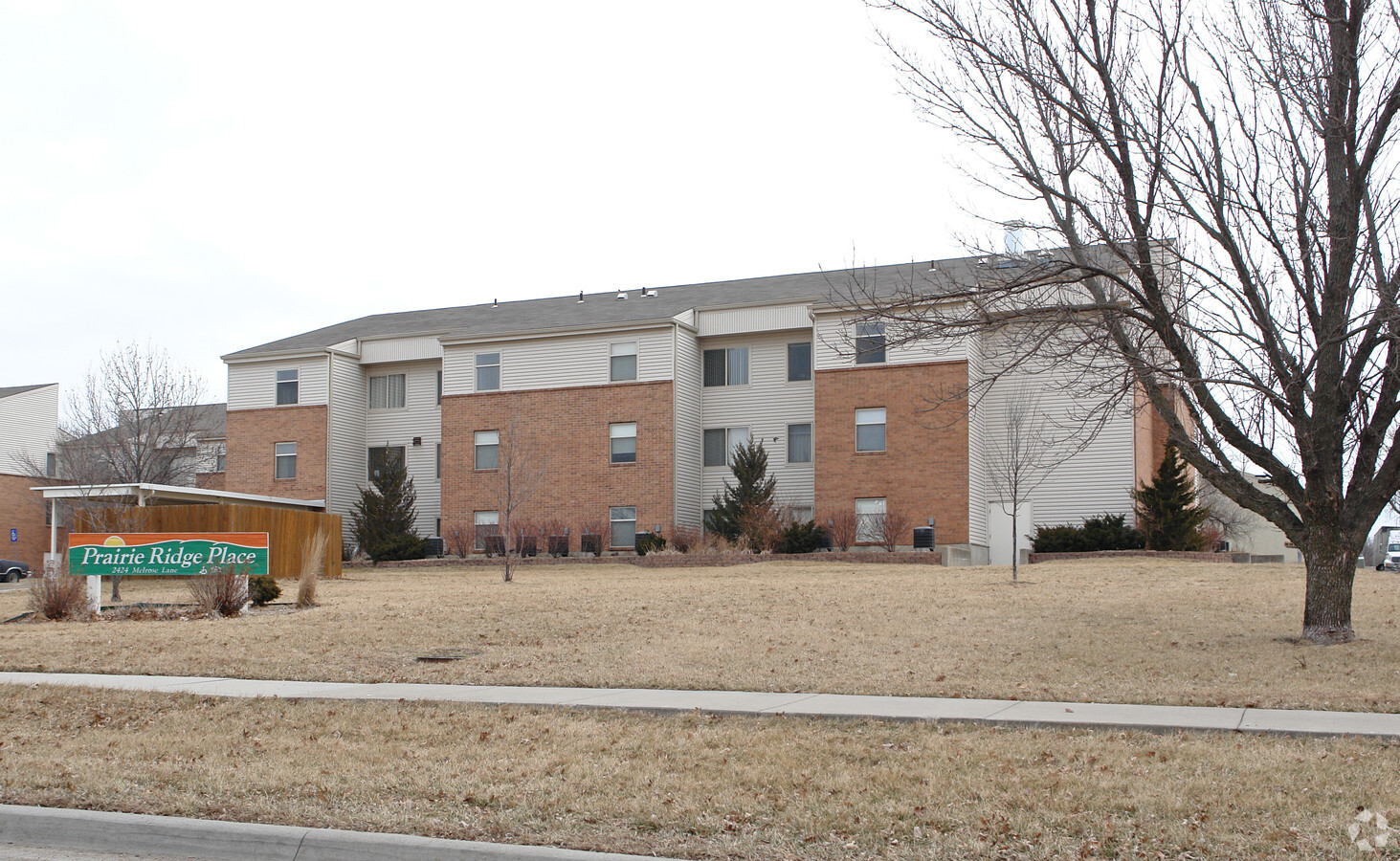 Prairie Ridge Place - Prairie Ridge Place Apartments