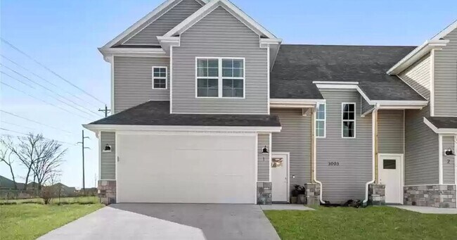 Building Photo - Come live in this brand new duplex in the heart of NWA Unit 01
