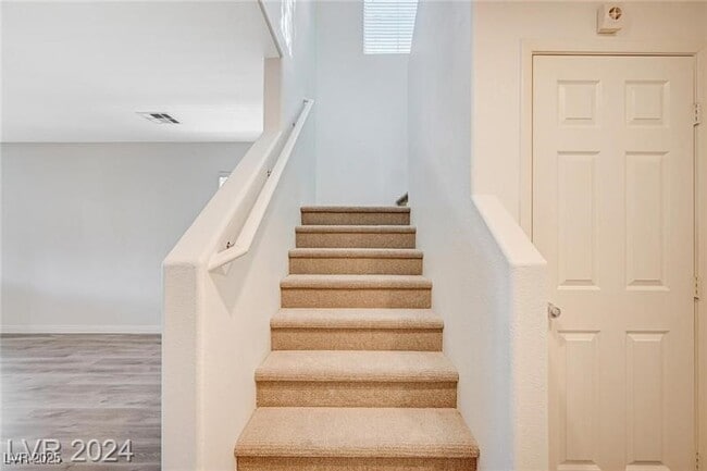 Building Photo - 11540 Kindsland St