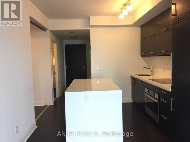 Photo - 1080 Bay St. Unité 2009