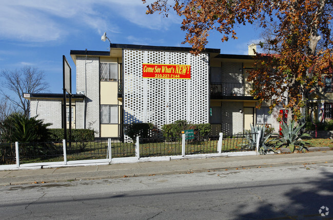 Building Photo - Texana Apartments