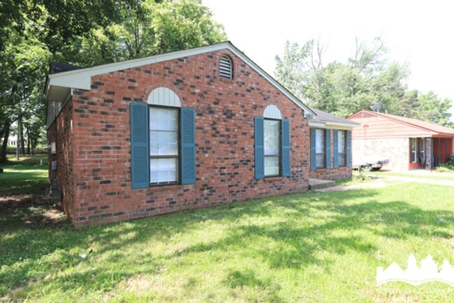 Photo - 11853 Dr Logan Rd