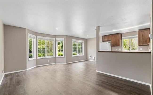 Photo - Madison St Duplex Unit Madison St A (507)