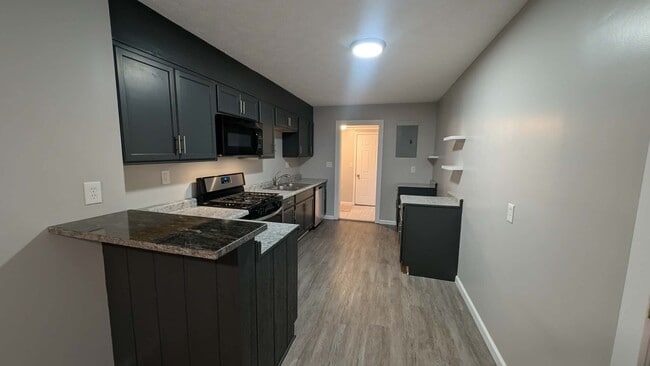 Photo - 4860 Forest Rd