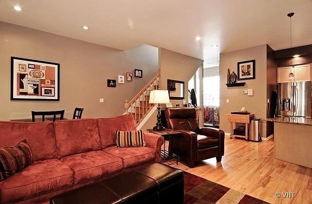 Photo - 2429 N Clybourn Ave