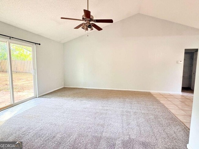 Photo - 304 McQueen Cir