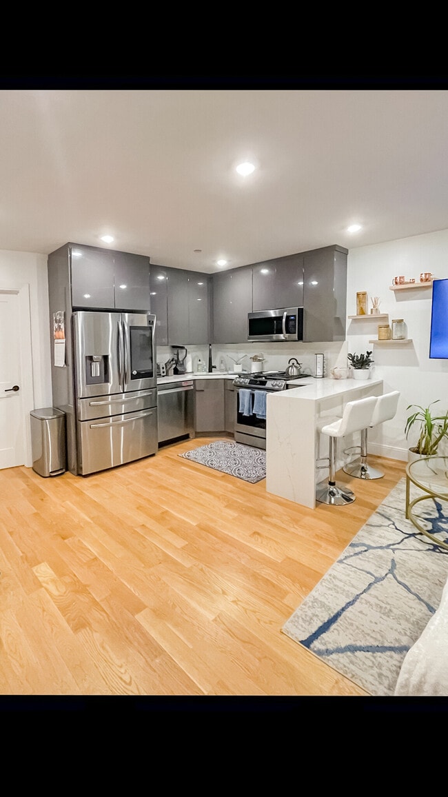 Photo - 6 Everett Pl Apartments Unit 1