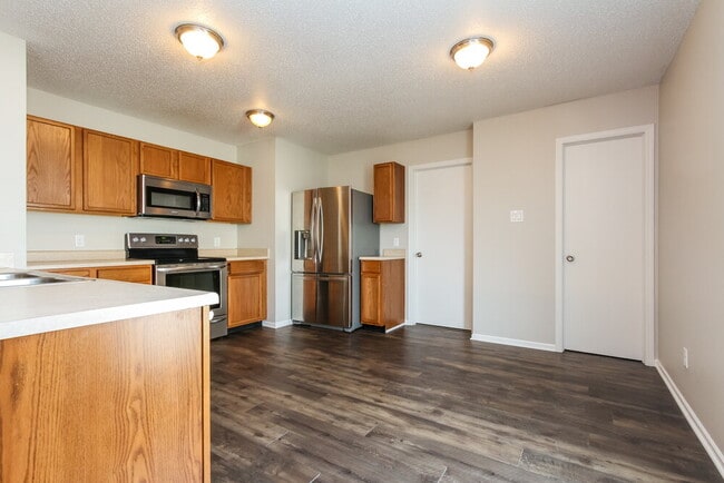 Photo - 8649 Hopewell Ct