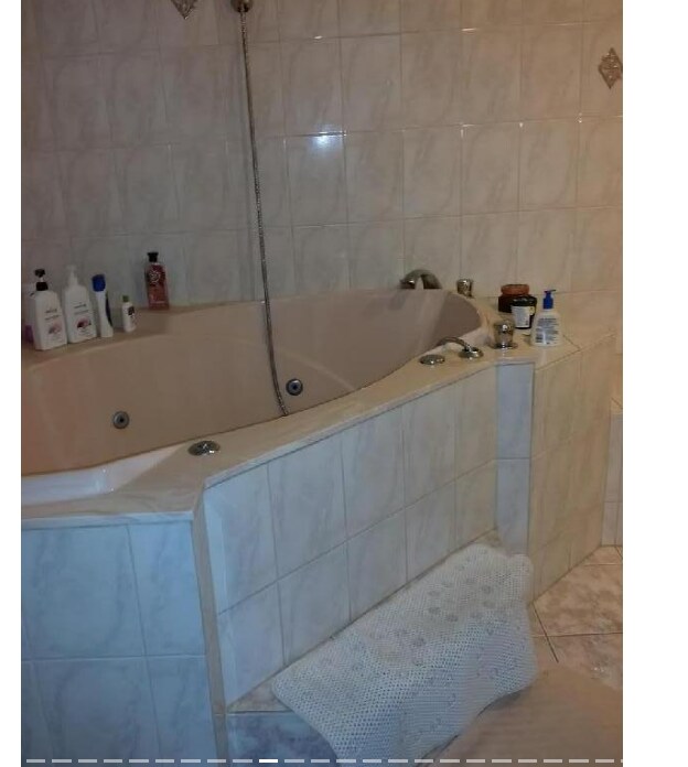 Photo - 50-56 Broadlawn Park Unidad 410