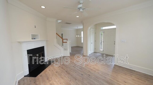 Photo - 100 Honeybee Trce