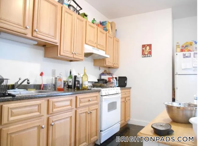 Photo - 23 Cummings Rd Unit 3