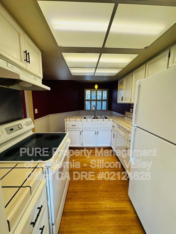 Photo - 2741 Hampton Ln