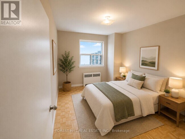 Photo - 700 Ontario St