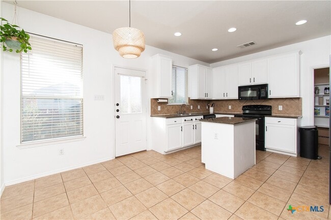 Photo - 2608 Moose Hide Dr