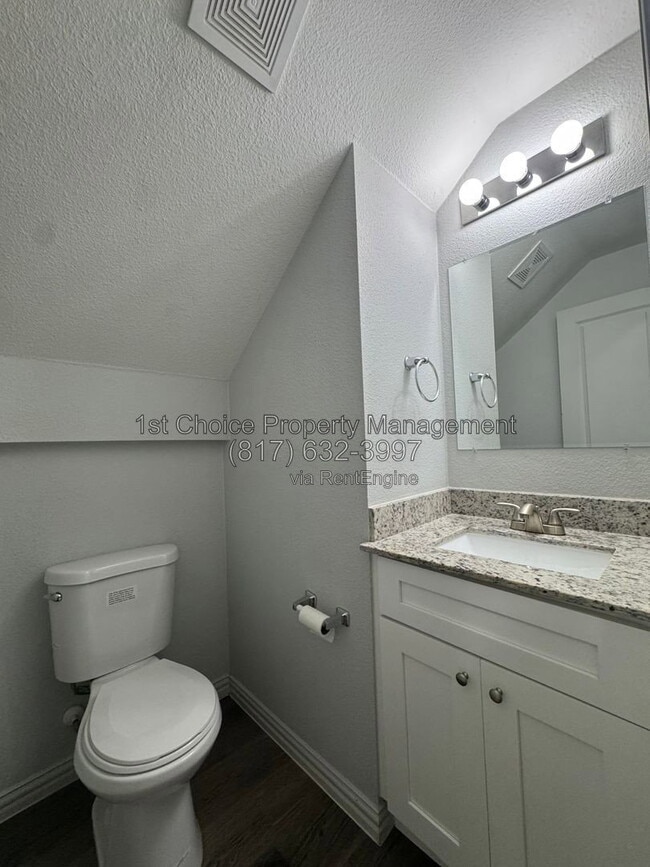 Photo - 2024 Brookes St