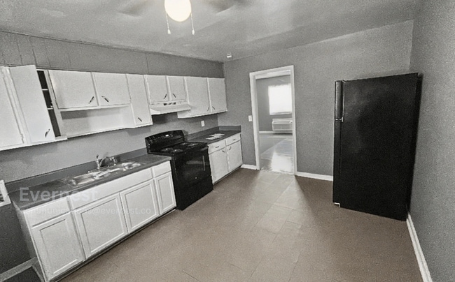 Photo - 2421 29th Street Ensley Unit c