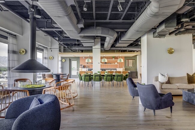 Interior Photo - Lattice Rental