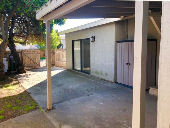 7376 Central Ave Unit B