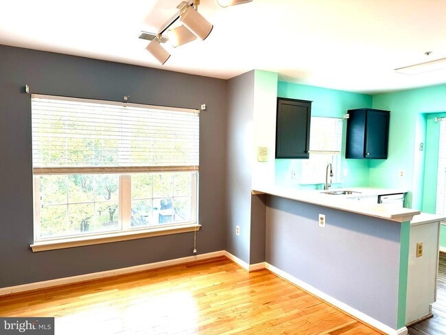 Photo - 164 Kendrick Pl Unidad 164-36