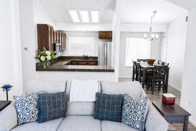 Photo - 77795 Sunnybrook Dr