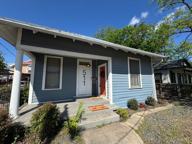Photo - Fully Restored 2BR Classic Near Downtown Dignowity Hill