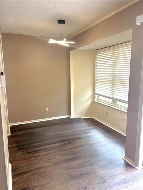 Photo - 534 Highland Woods Dr W