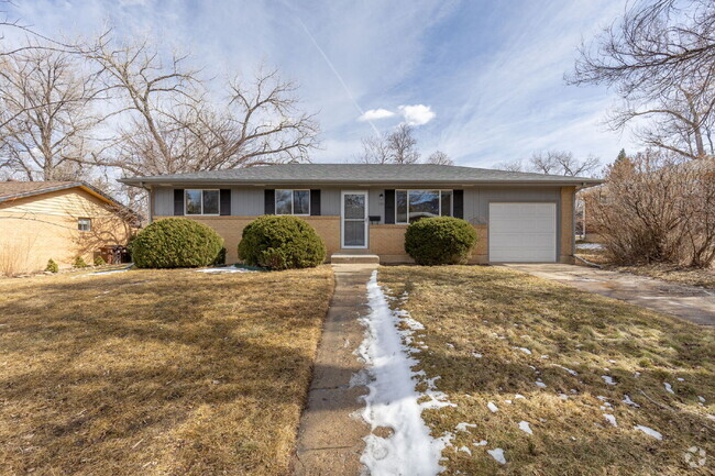 Building Photo - Spacious 3 bedroom Home in Boulder