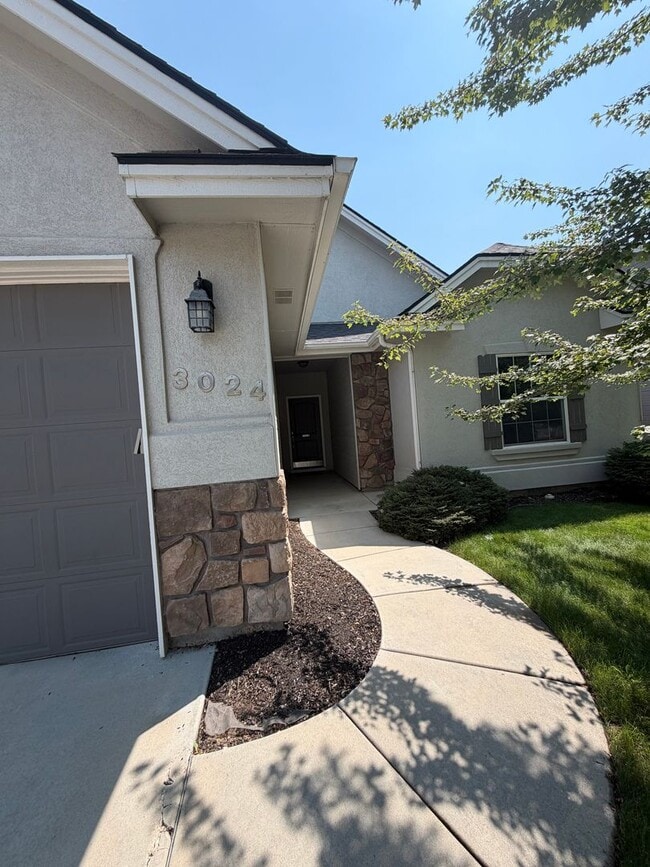 Photo - 3024 N Christian Way