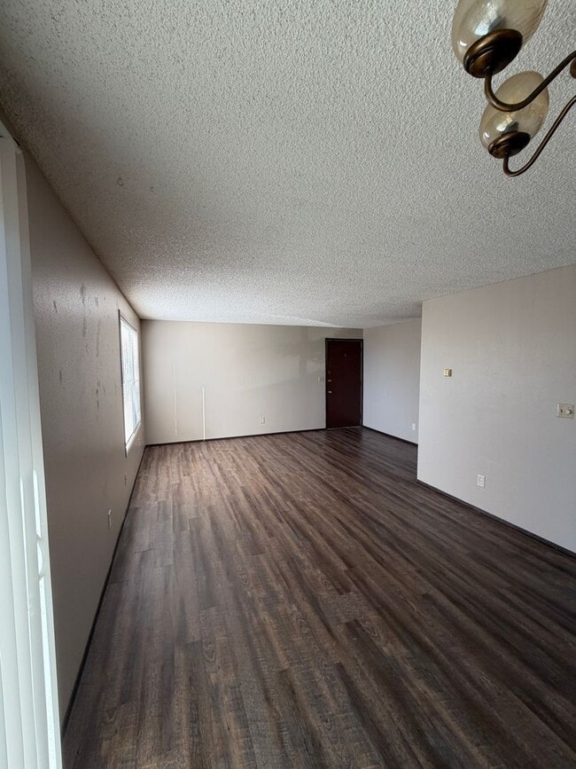 Photo - 2BD/1BA with W/D Hookups | LVP Flooring | Water/Sewer/Garbage Included (Moyina Heights)