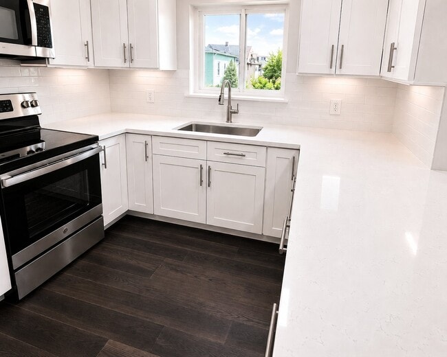 Photo - 290 Washington St Unit 7