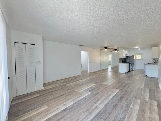 Photo - Winter Ridge - End Unit & Canal Front