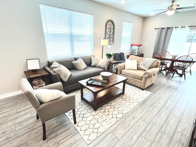 Photo - 6307 S Roberts Ave