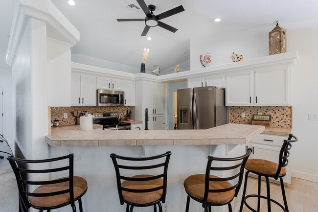 Photo - 3785 Cattail Dr