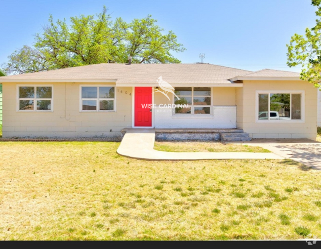 Building Photo - 1404 E Reppto St Rental