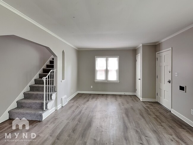 Photo - 1082 Lilley Ave