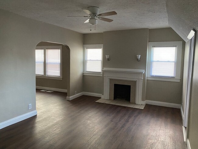 Photo - 608-610-610 Racine Ave Unidad 610 Racine Avenue