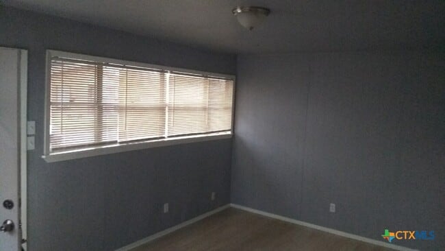 Photo - 548 Newton Ave