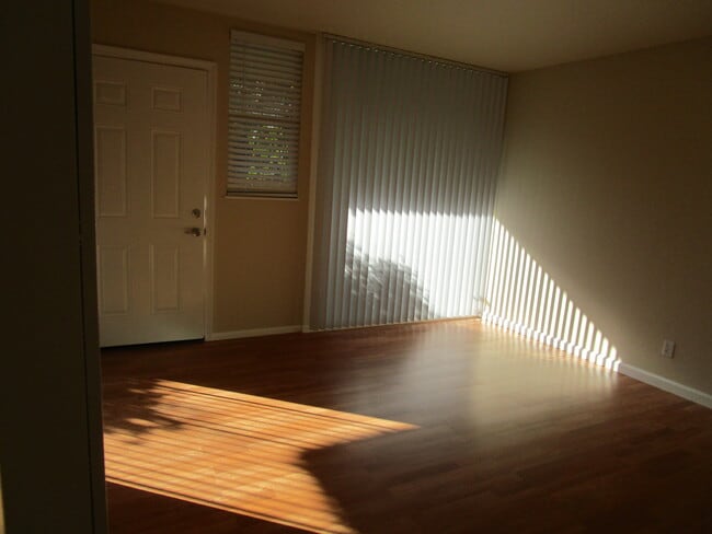 La Palma Apartments
