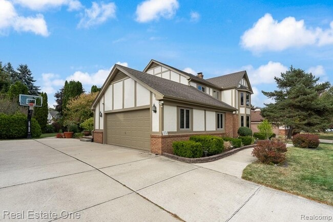 Photo - 1574 Devonshire Dr