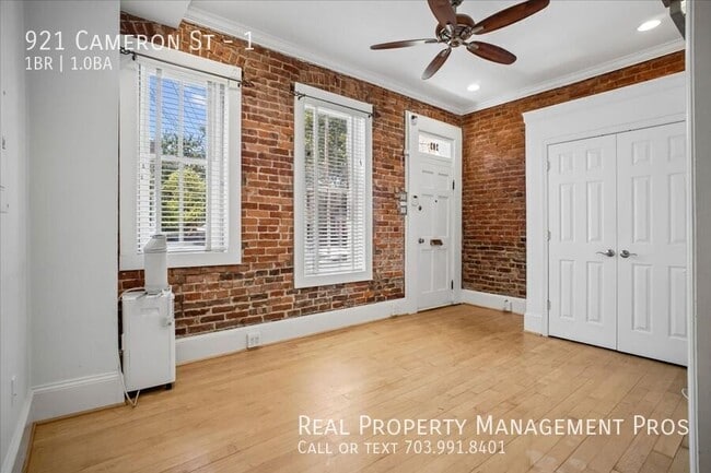 Photo - 921 Cameron St