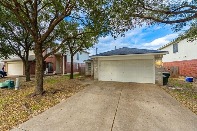 Photo - Charming 3 bed - 2 bath Home in Sarah's Cr...
