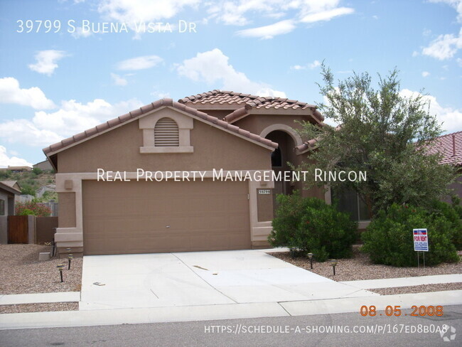 Building Photo - COMING SOON!  3bed/2bath in Eagle Crest Ra... Rental