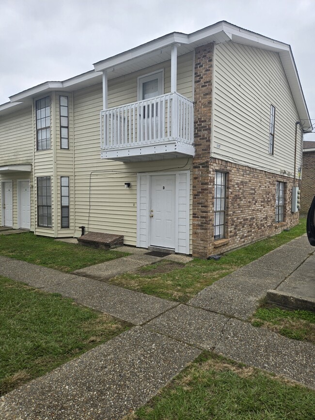 Photo - 117 Oak Ridge Ave