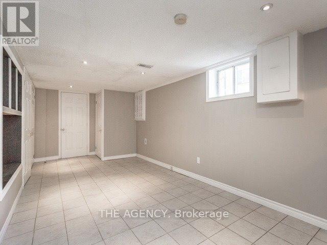 Photo - 236 Demaine Crescent