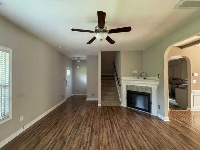 Photo - Stunning 4 Bed 2.5 Bath Raeford Home on Cul-de-sac