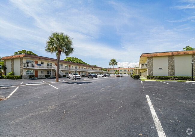 Building Photo - 923 22nd Pl Unit 112 Rental
